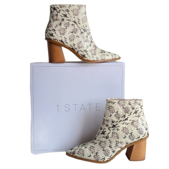 8.5 • 1.STATE • Kelte Pointed Toe Roccia Snake Bootie - Picture 1 of 7